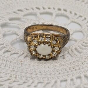 Vintage Cocktail Ring Gold Tone Faux Opal Clear Rhinestones Size 8.5